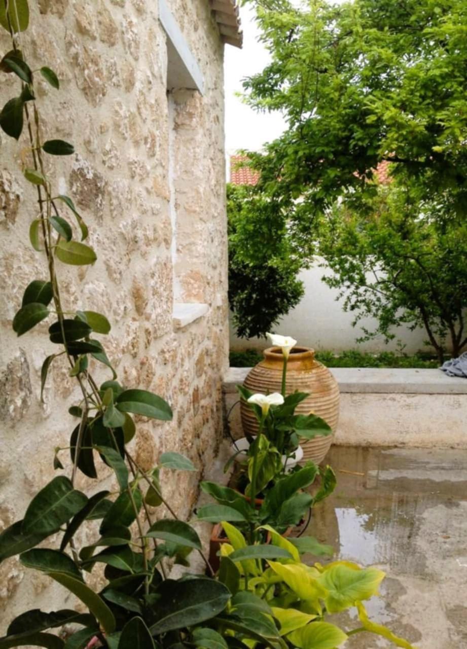 Aνεξάρτητη Παραδοσιακή Πέτρινη Κατοικία Corinth Kültér fotó
